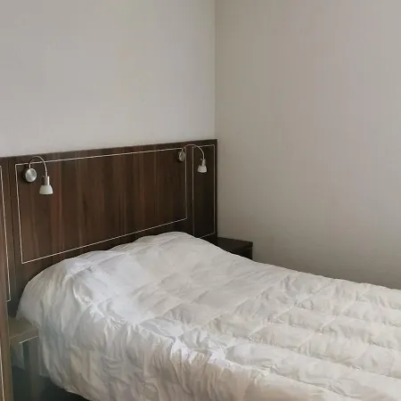Duplex 6 Pers Avec Terrasse Au Chateau Des Magnans, - Piscine, Sauna, Animaux Acceptes - Fr-1-165b-3